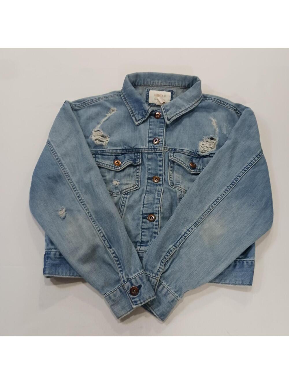Forever 21 Classic Denim Distressed Jacket Blue Trucker Style Women's Size Small